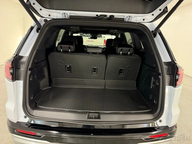 2026 GMC Acadia - Image 8 of 21
