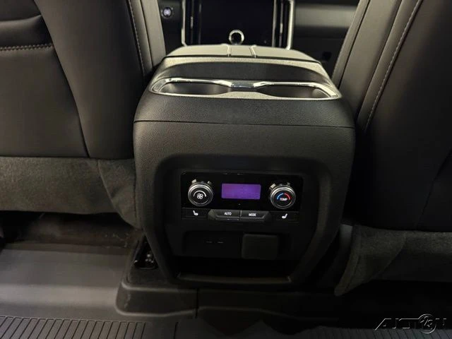 2026 GMC Acadia - Image 18 of 21