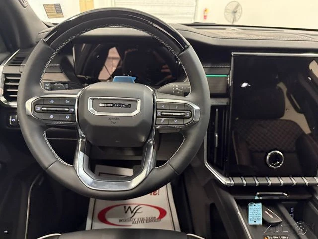 2026 GMC Acadia - Image 19 of 21
