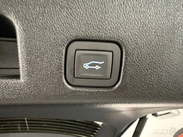 2026 GMC Acadia - Image 9 of 21