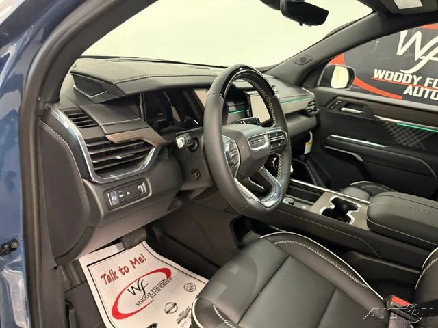 2026 GMC Acadia - Image 13 of 21