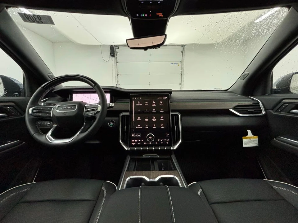 2026 GMC Acadia - Image 2 of 12