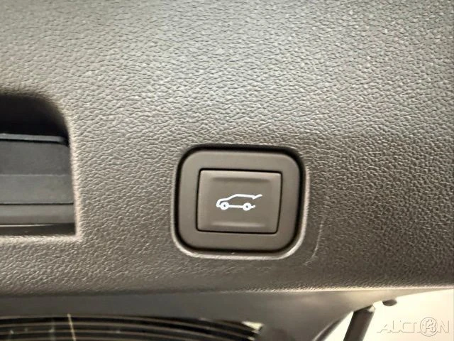 2026 GMC Acadia - Image 9 of 21