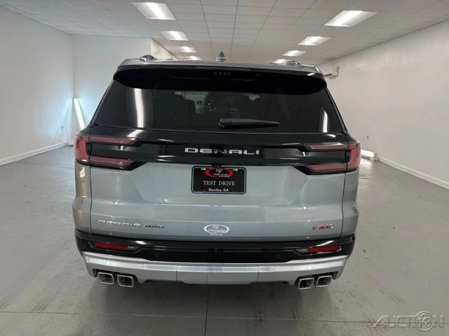 2026 GMC Acadia - Image 7 of 21