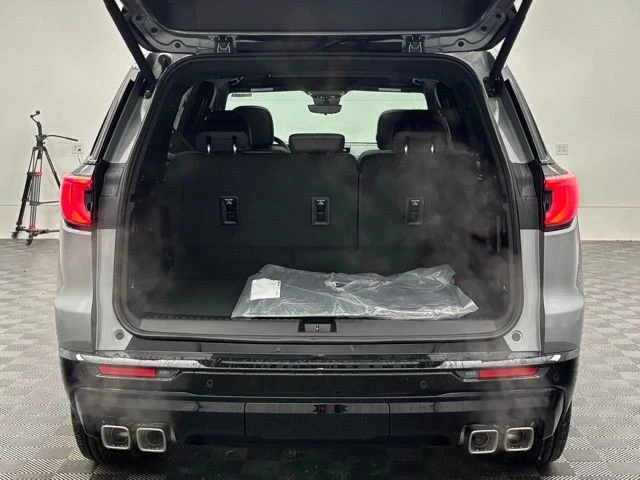 2026 GMC Acadia - Image 12 of 12