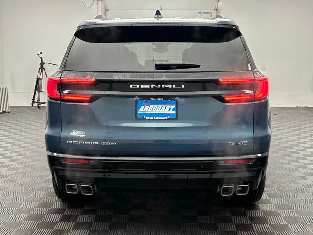 2026 GMC Acadia - Image 11 of 12