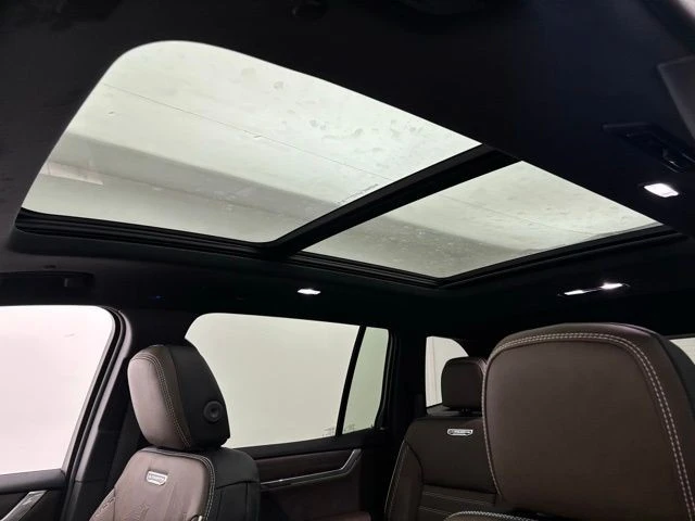 2026 GMC Acadia - Image 4 of 12