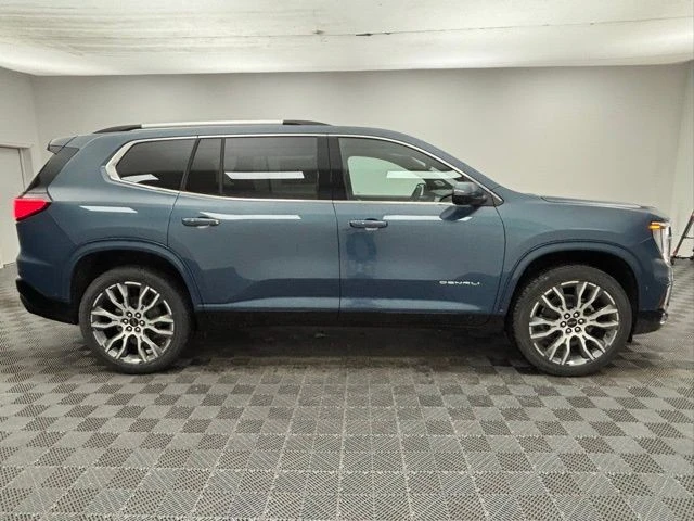 2026 GMC Acadia - Image 9 of 12