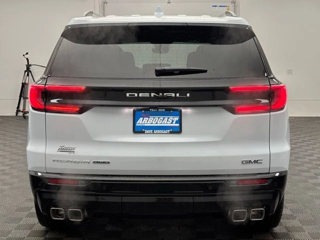 2026 GMC Acadia - Image 11 of 12