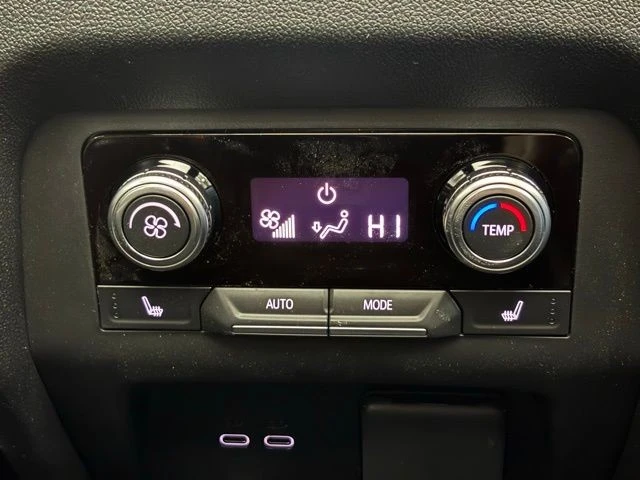 2026 GMC Acadia - Image 8 of 12