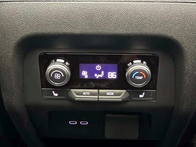 2026 GMC Acadia - Image 8 of 12