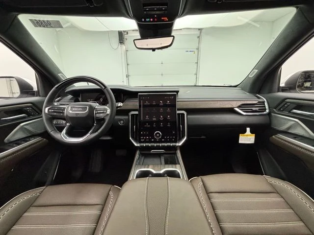 2026 GMC Acadia - Image 2 of 12
