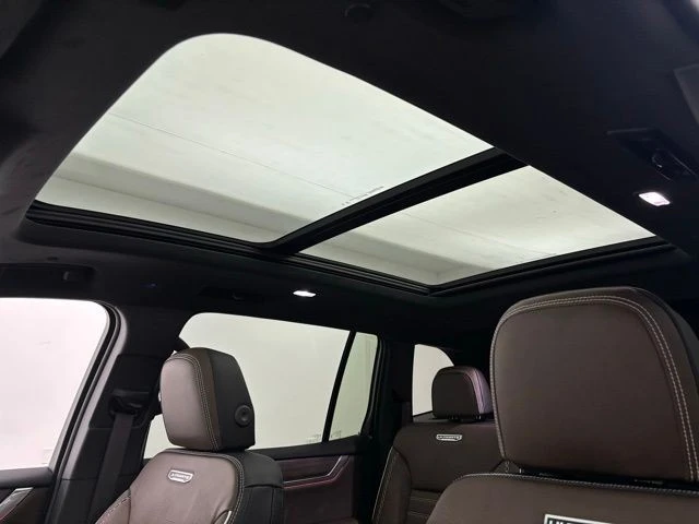 2026 GMC Acadia - Image 4 of 12