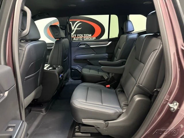 2026 GMC Acadia - Image 17 of 21