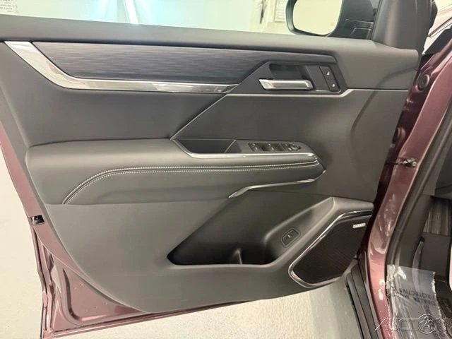 2026 GMC Acadia - Image 14 of 21