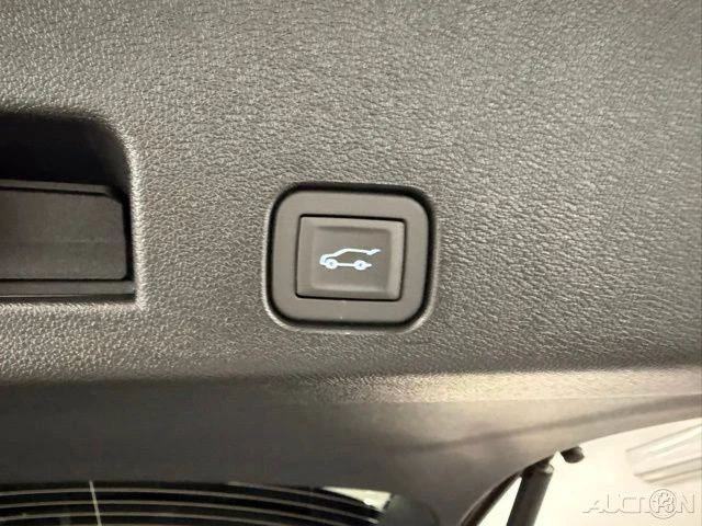 2026 GMC Acadia - Image 9 of 21