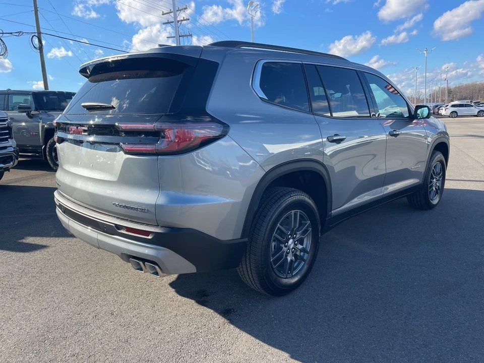 2026 GMC Acadia - Image 5 of 12