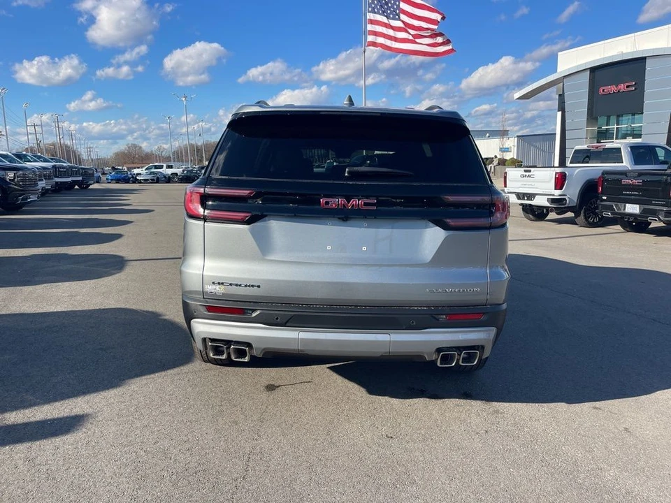 2026 GMC Acadia - Image 4 of 12