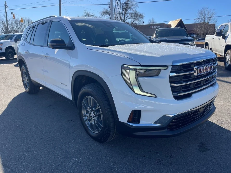 2026 GMC Acadia - Image 7 of 12