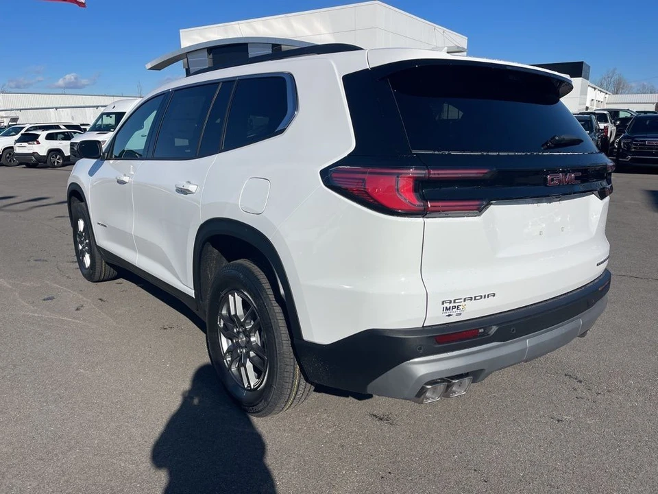 2026 GMC Acadia - Image 3 of 12