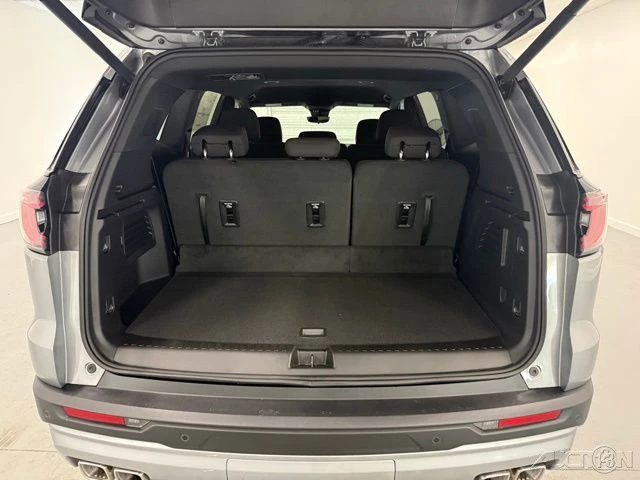 2026 GMC Acadia - Image 8 of 21