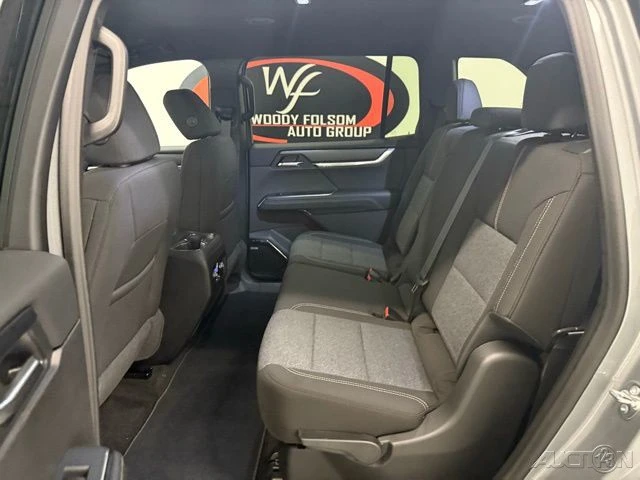 2026 GMC Acadia - Image 17 of 21