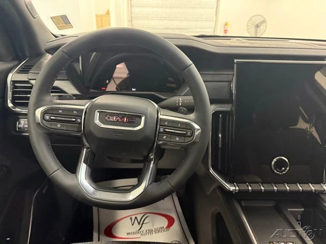 2026 GMC Acadia - Image 19 of 21