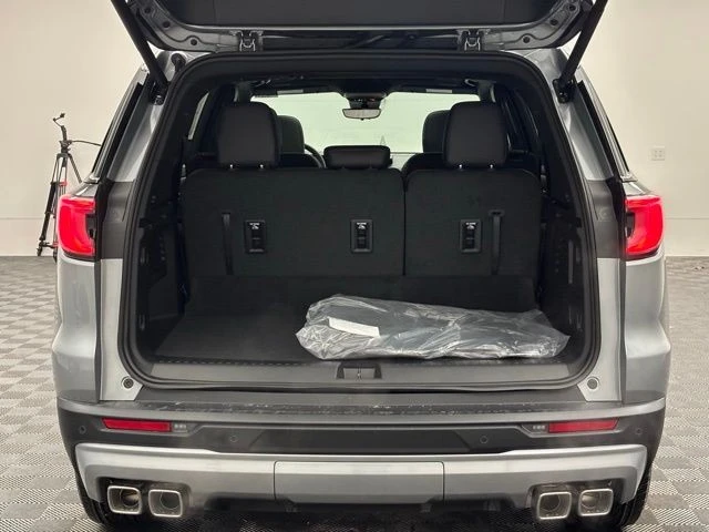 2026 GMC Acadia - Image 11 of 12