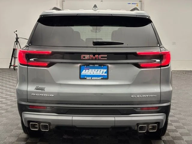 2026 GMC Acadia - Image 10 of 12