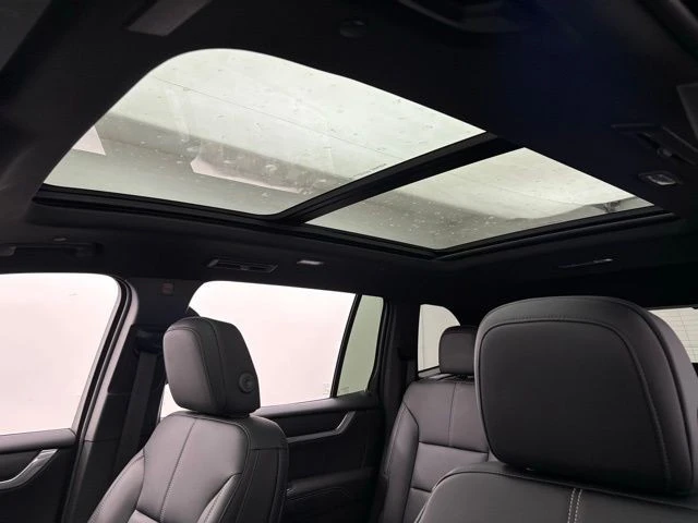 2026 GMC Acadia - Image 4 of 12
