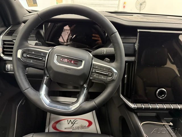 2026 GMC Acadia - Image 19 of 21