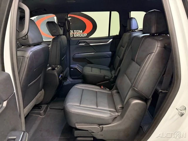 2026 GMC Acadia - Image 16 of 21