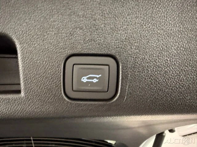 2026 GMC Acadia - Image 9 of 21