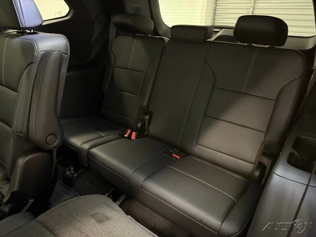 2026 GMC Acadia - Image 17 of 21