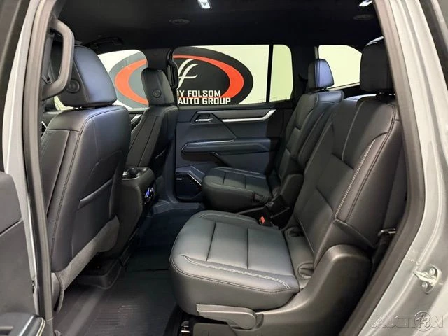 2026 GMC Acadia - Image 17 of 21