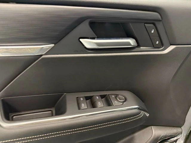 2026 GMC Acadia - Image 15 of 21