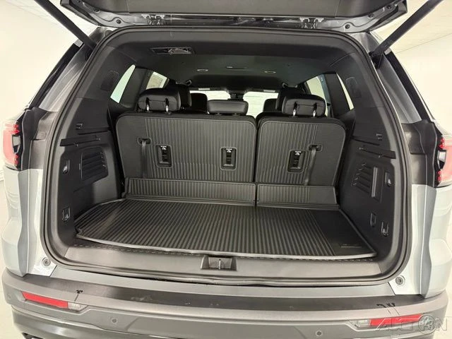 2026 GMC Acadia - Image 8 of 21