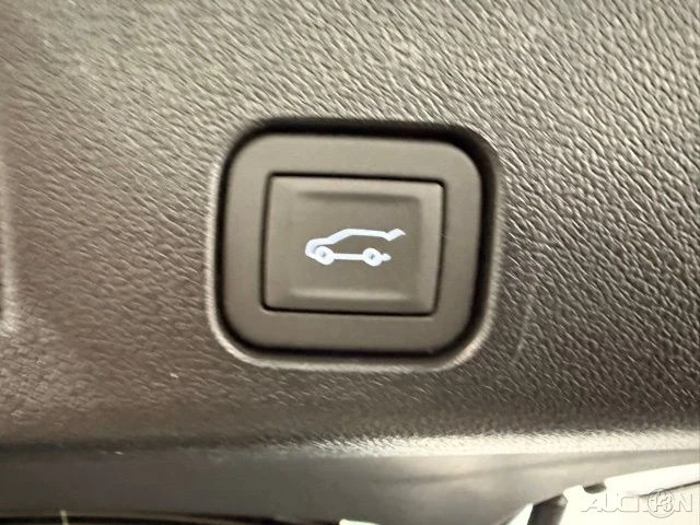 2026 GMC Acadia - Image 9 of 21