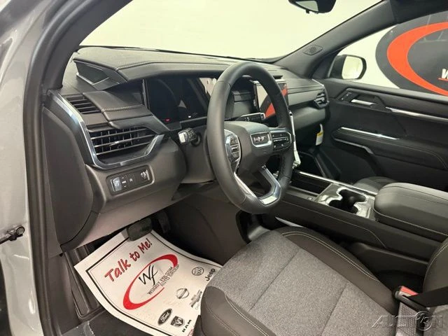 2026 GMC Acadia - Image 13 of 21