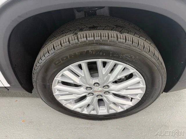 2026 GMC Acadia - Image 4 of 21