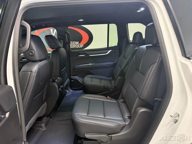 2026 GMC Acadia - Image 17 of 21