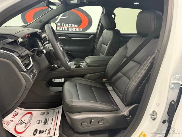 2026 GMC Acadia - Image 12 of 21