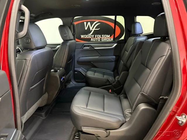 2026 GMC Acadia - Image 17 of 21