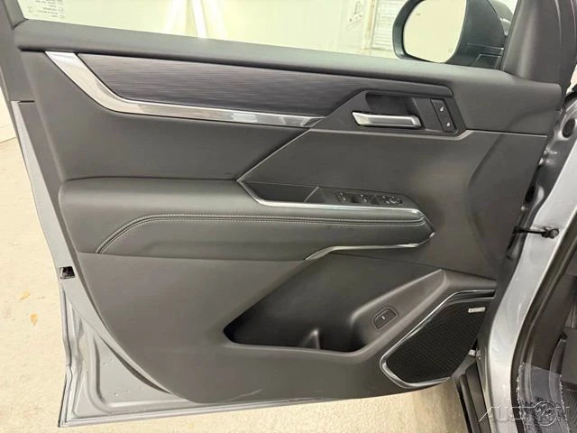 2026 GMC Acadia - Image 14 of 21