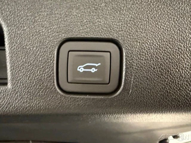 2026 GMC Acadia - Image 9 of 21