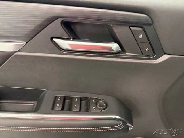 2026 GMC Acadia - Image 15 of 21