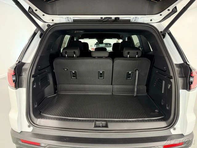 2026 GMC Acadia - Image 8 of 21