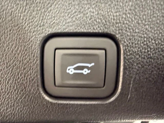 2026 GMC Acadia - Image 9 of 21