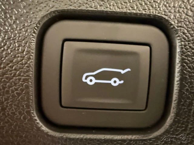 2026 GMC Acadia - Image 9 of 21