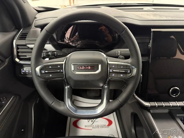 2026 GMC Acadia - Image 19 of 21